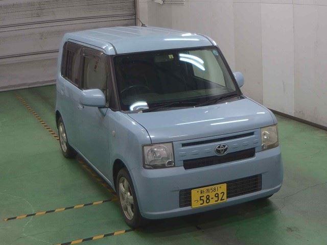 3574 Toyota Pixis space L585A 2013 г. (JU Niigata)